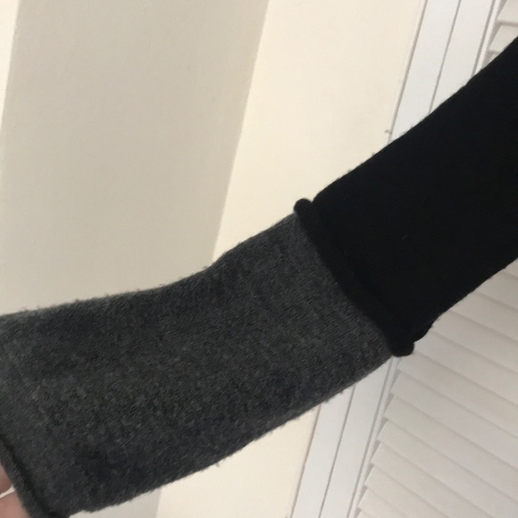 Rem Garson Sweater - Picture 2 of 6